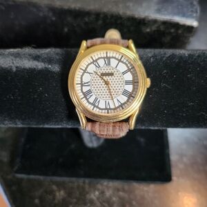 Vintage Guess Gold and Brown Women's Watch